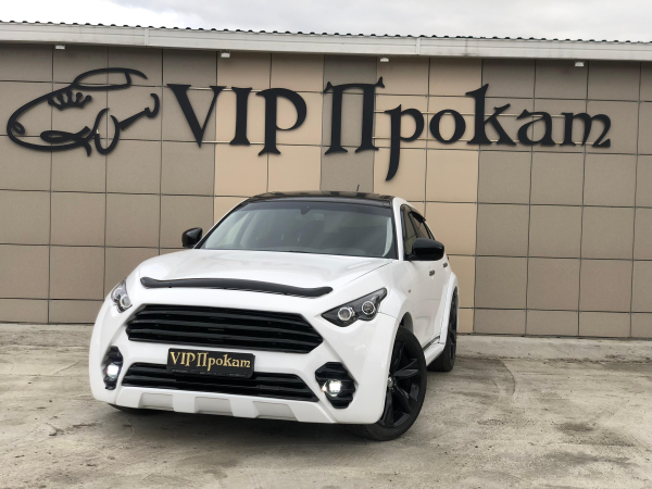 Аренда авто Infiniti FX 37S в Кемерово